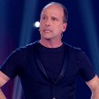 En el nuevo capítulo de Coliseo, Stefan Kramer deleitó al público con una entretenida rutina, llena de sus mejores imitaciones, para luego juzgar a los participantes con sus conocimientos en el humor.