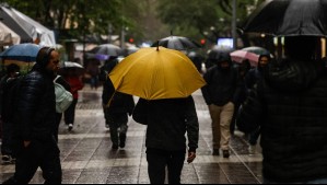 Lluvia en Santiago: ¿A qué hora será el peak de las precipitaciones este lunes?
