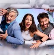 Nuevos conflictos y personajes marcarán los próximos capítulos de Reunión de Superados, la exitosa teleserie nocturna de Mega.
