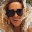 A través de su Instagram, Angélica Castro compartió las fotos que muestran su recorrido y el look que usó en su visita a un famoso estudio de televisión de Los Ángeles.