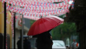 Lluvia y tormenta eléctrica en Santiago: ¿A qué hora comenzarán las precipitaciones más intensas este martes?