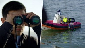 El fiscal Santibáñez observa un hallazgo en el mar.