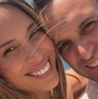 Vanesa Borghi vivió un momento especial junto a su futuro esposo, Carlos Garcés, en una significativa ceremonia en Rapa Nui