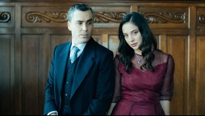 Así es la historia de La Mujer de la Mansión: La apuesta de Mega Shorts de misterio y suspenso para Halloween