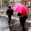 Este viernes el meteorólogo de Mucho Gusto, Jaime Leyton, llegó para hablar sobre el nuevo sistema frontal que llegará a Santiago durante este fin de semana.