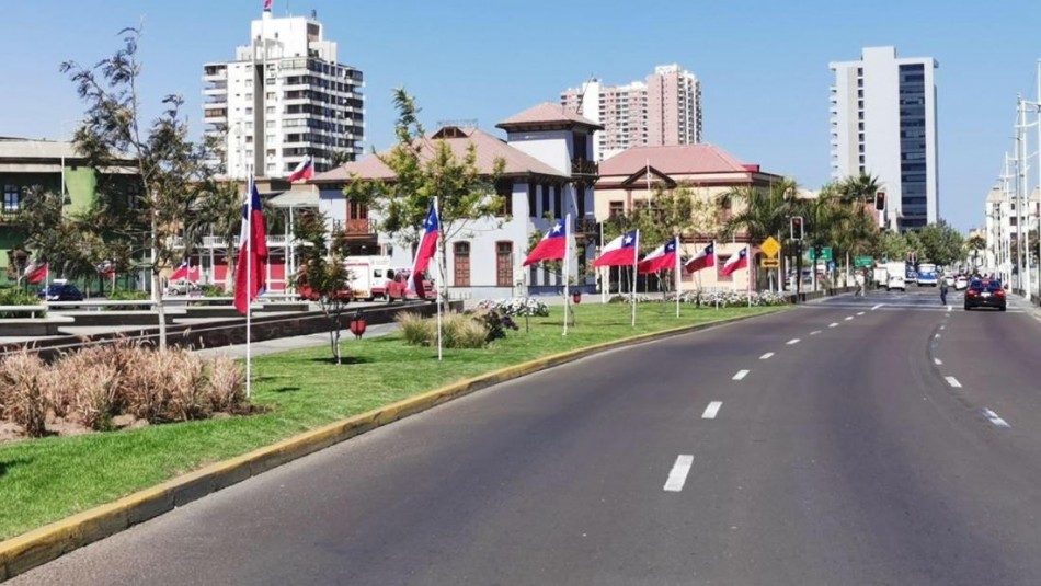 Municipio de Antofagasta instaló 250 banderas en la costanera: Se las robaron todas