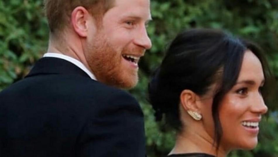 Captan A Meghan Markle Y El Príncipe Harry En La Boda De La Amiga Que Los Presentó Meganoticias 