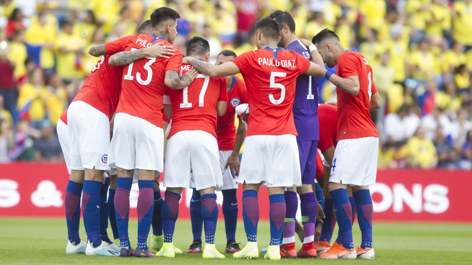 La Formacion De Chile Ante Guinea Francisco Sierralta En Defensa Y Felipe Mora En Ataque Meganoticias