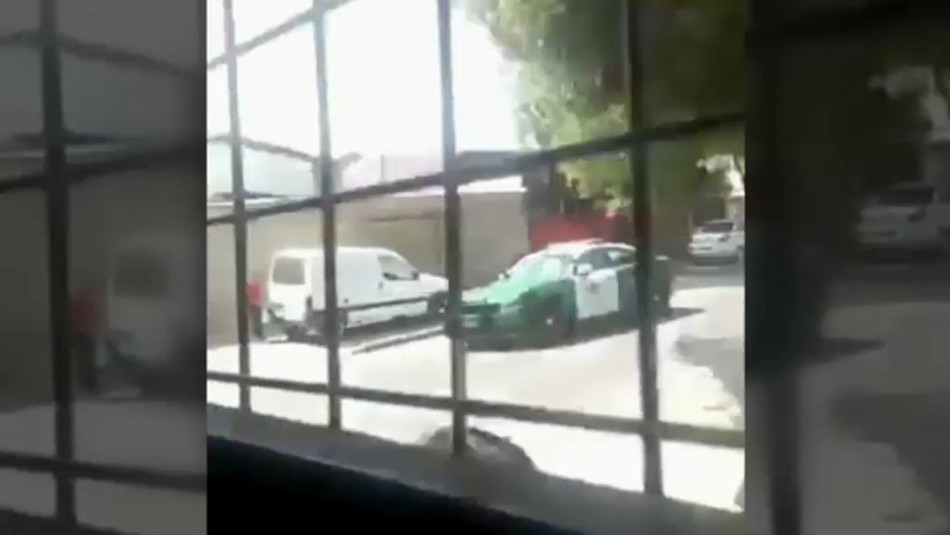Carabineros lamenta atropello a joven en medio de manifestaciones por PSU en Pudahuel Carabineros lamenta atropello a joven en medio de manifestaciones por PSU en Pudahuel