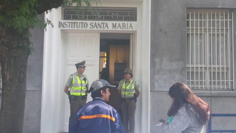 Instituto Santa María de Chillán Dos jóvenes intentaron sustraer facsímiles de la PSU en Chillán y Quinta Normal