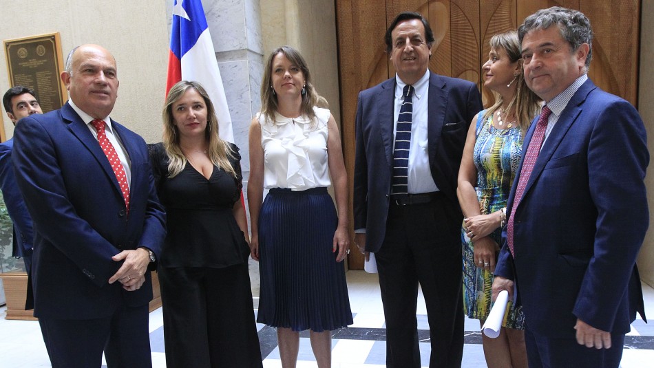 Parlamentarios UDI Incidentes en PSU: Desde la UDI piden al Gobierno querellarse por Ley de Seguridad del Estado