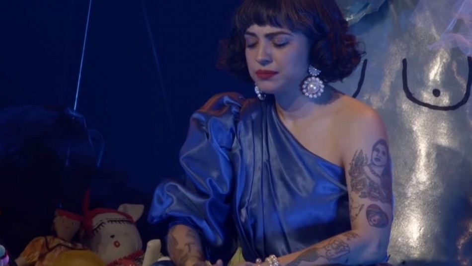 Mon Laferte Mon Laferte termina llorando tras emotivo homenaje a Violeta Parra