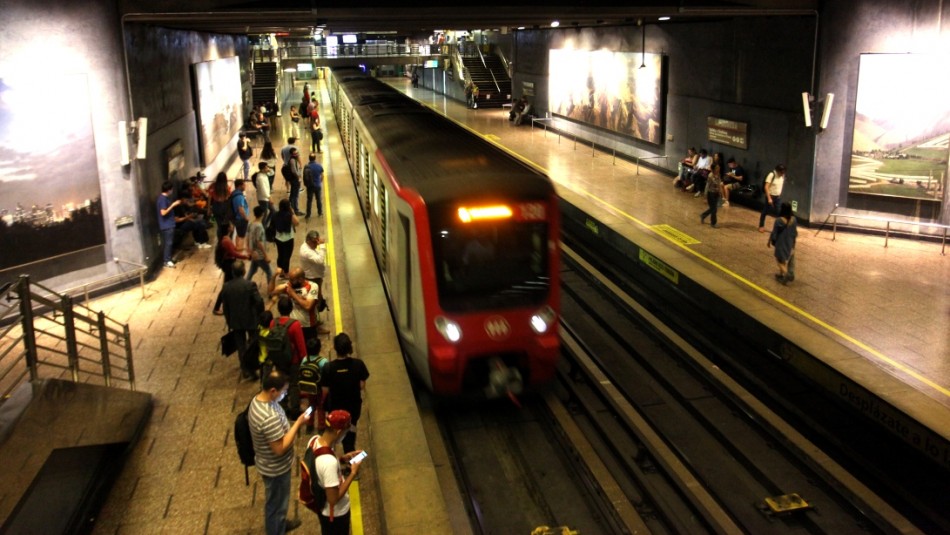 Metro de Santiago: Revisa los horarios de apertura y cierre para este domingo 12 de enero Metro de Santiago: Revisa los horarios de apertura y cierre para este domingo 12 de enero