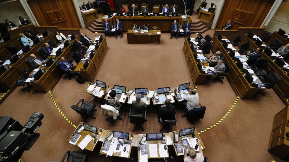 Votación por aguas como recurso de dominio y uso público podría ser revocada Votación por aguas como recurso de dominio y uso público podría ser revocada