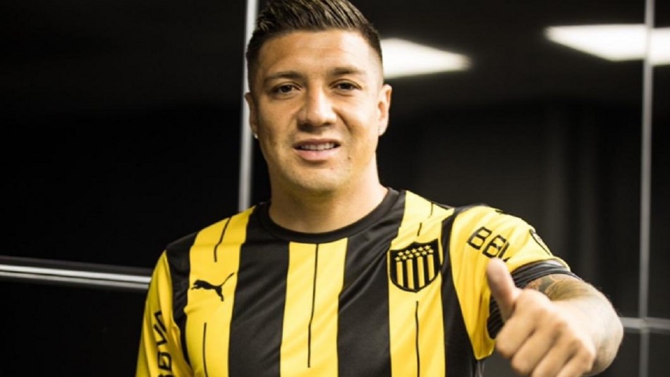 Christian Bravo Christian Bravo se une a Peñarol.