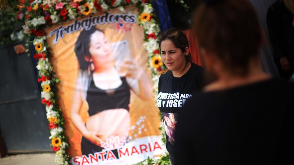 Velatorio Fernanda Maciel Fernanda Maciel es velada en su casa tras casi dos años desde su desaparición