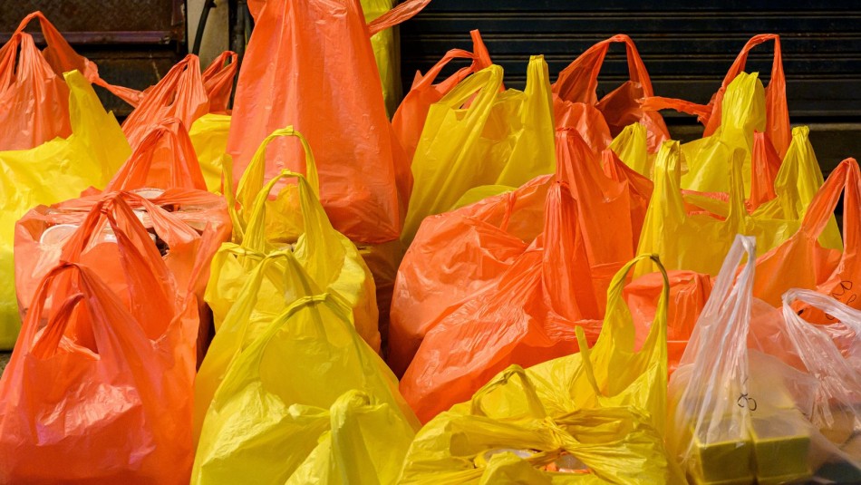 Bolsas plásticas Chine China prohibirá bolsas de plástico y vajilla desechable en restaurantes para luchar contra la polución