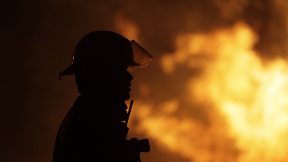 Imagen referencial Declaran Alerta Roja por incendio forestal en las comunas de Ercilla y Angol