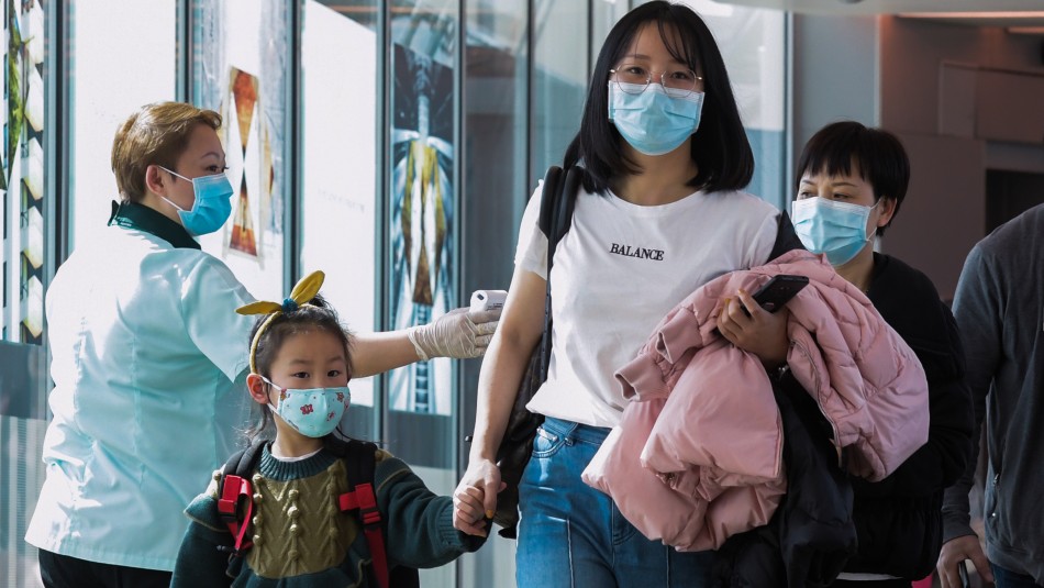 China suspende servicios de tren y avión en la ciudad de origen del Coronavirus China suspende servicios de tren y avión en la ciudad de origen del Coronavirus