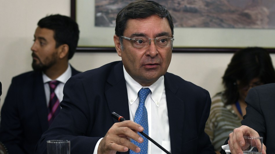 Guevara acusacion constitucional Comisión declara admisible la acusación constitucional contra intendente Guevara