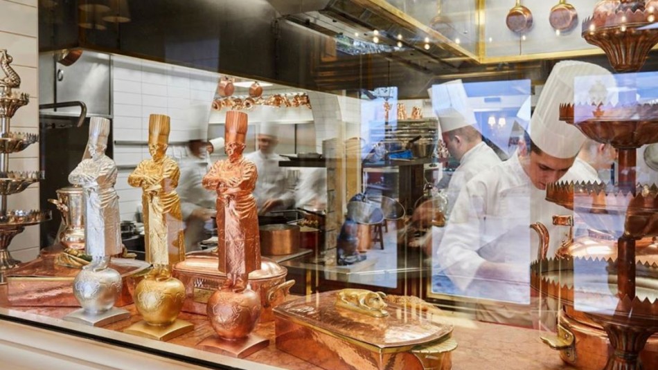 Restaurante francés pierde su estrella Michelin luego de 50 años Restaurante francés pierde su estrella Michelin luego de 50 años