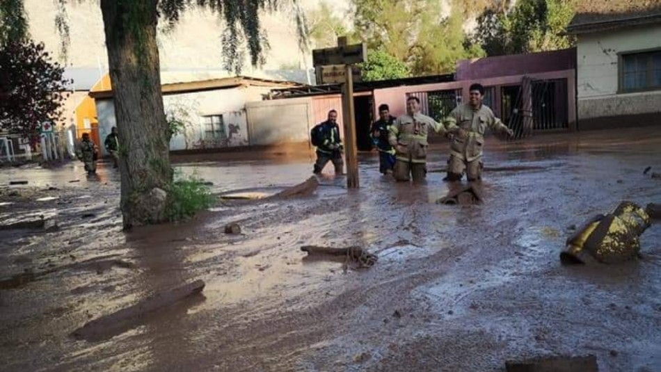 Onemi reporta un fallecido y cientos de personas aisladas por lluvias en el norte del país Onemi reporta un fallecido y cientos de personas aisladas por lluvias en el norte del país