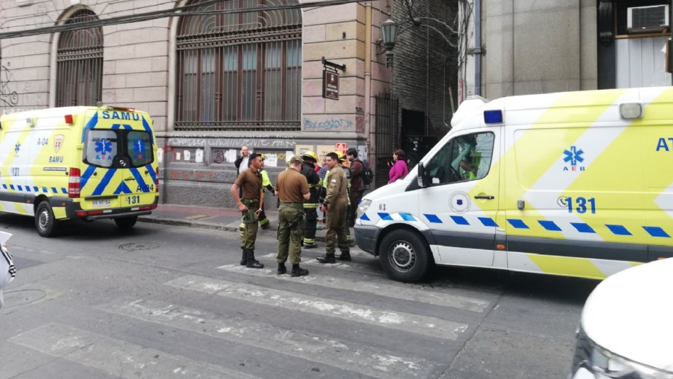 Ascensor en Valparaíso se desploma Desplome de ascensor en Valparaíso deja a seis personas lesionadas