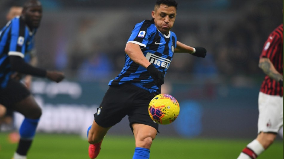 Alexis Sánchez Alexis Sánchez alabado en Italia.