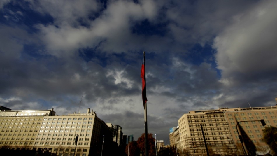 Imagen de archivo Santiago parcialmente nublado: Revisa el pronóstico del tiempo