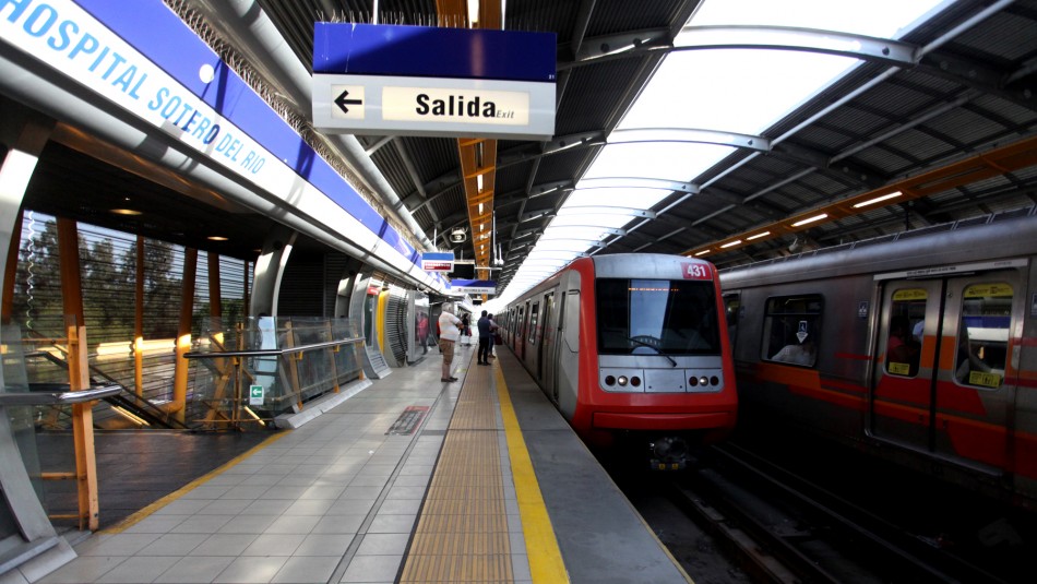 Línea 4 del Metro operará con normalidad este viernes tras incendio en estación Los Quillayes Línea 4 del Metro operará con normalidad este viernes tras incendio en estación Los Quillayes