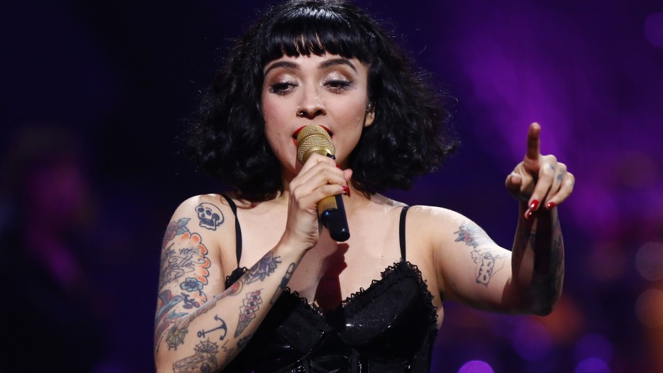 Mon Laferte Fiscalía considera no relevante solicitud de Carabineros de citar a declarar a Mon Laferte