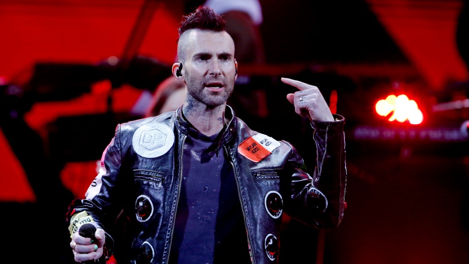 Adam Levine, vocalista de Maroon 5. Nuevo video muestra insultos del vocalista de la banda Maroon 5: