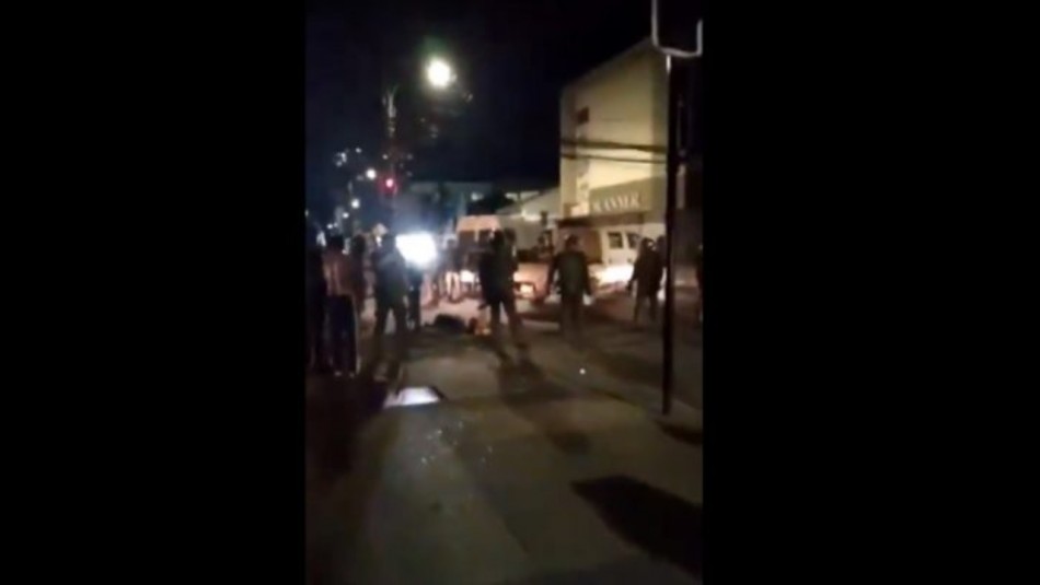Manifestante es herido de bala por carabinero en Concepción Manifestante es herido de bala por carabinero en Concepción