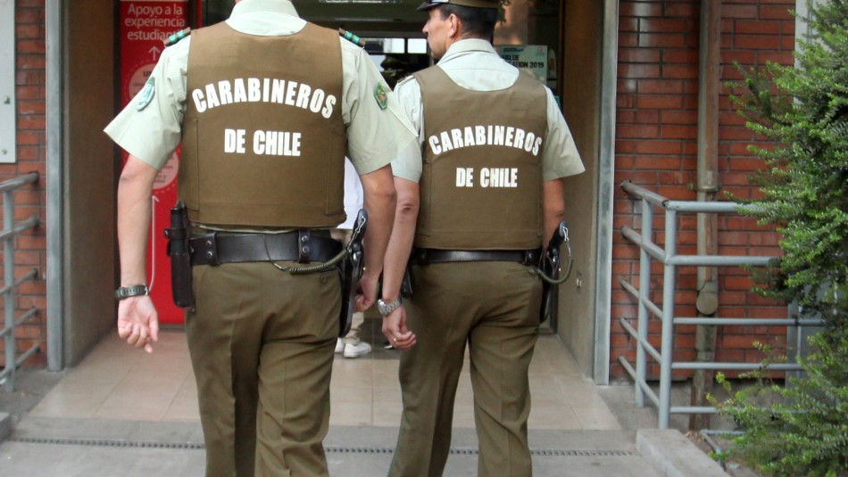 Carabineros Carabineros investiga procedimiento en Iquique: Joven está en la UCI tras recibir objeto contundente