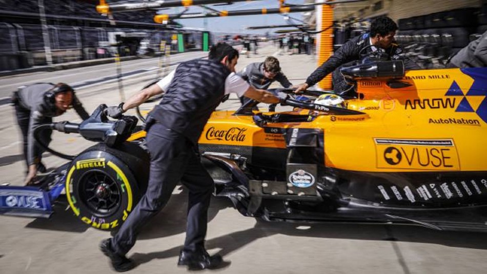 Fórmula Uno Escudería McLaren padece coronavirus.