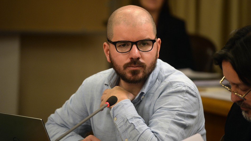 Giorgio Jackson Giorgio Jackson se somete a test de coronavirus como medida de precaución