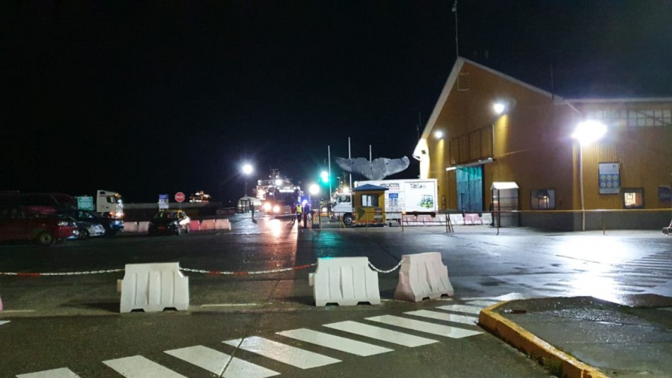Vecinos de Punta Arenas se manifiestan tras bajada de pasajeros de crucero Vecinos de Punta Arenas se manifiestan tras bajada de pasajeros de crucero