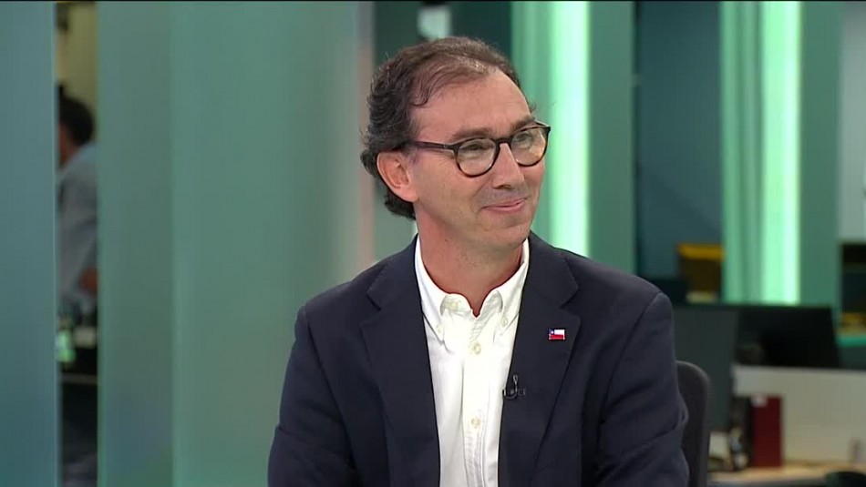 Ministro de Educación, Raúl Figueroa Ministro de Educación por suspensión de clases por coronavirus: