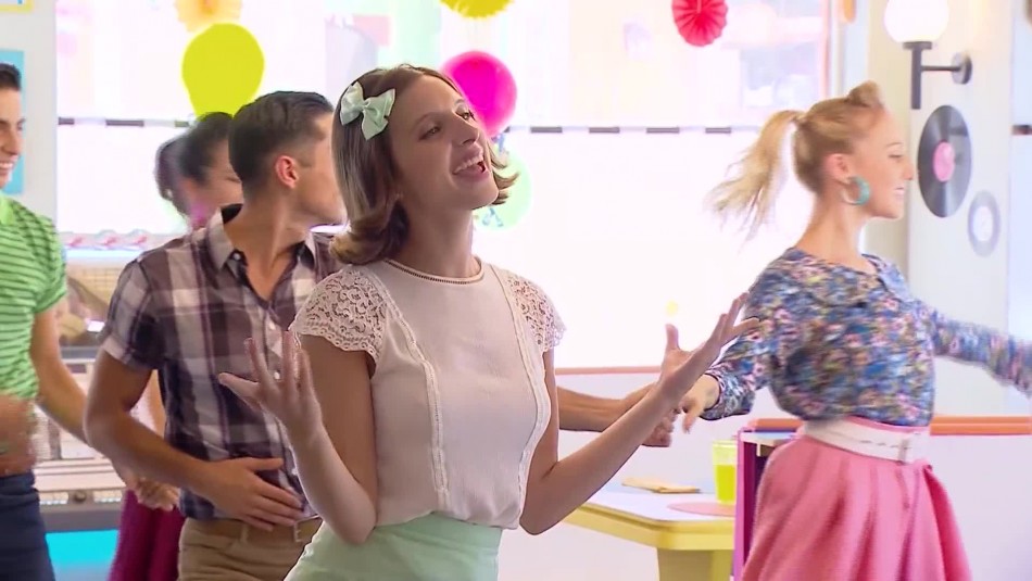 Yo soy Lorenzo: Blanca sorprendió cantando en la bienvenida de Carlos Yo soy Lorenzo: Blanca sorprendió cantando en la bienvenida de Carlos