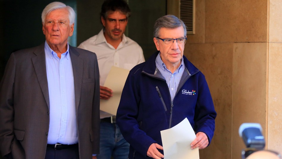 Alcaldes piden cerrar la zona oriente de Santiago para frenar el coronavirus Alcaldes piden cerrar la zona oriente de Santiago para frenar el coronavirus