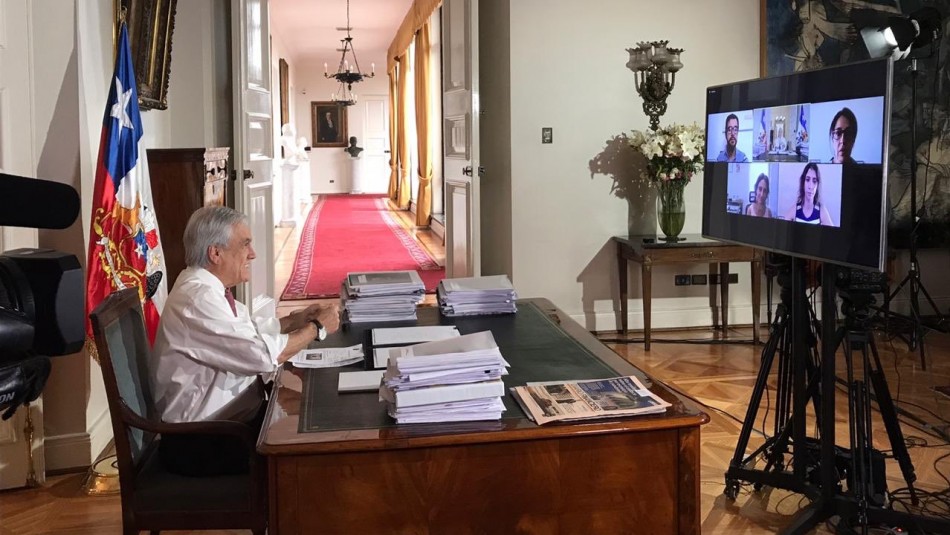 Sebastián Piñera Piñera firma proyecto de teletrabajo en videoconferencia: