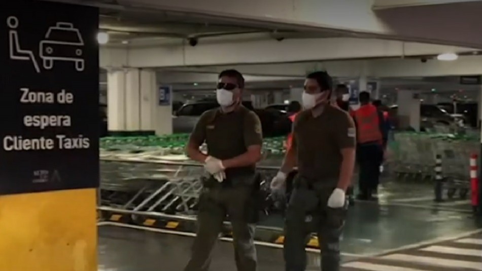 Operativo por mujer contagiada con COVID-19 en Alto Las Condes Gobierno anuncia querella contra mujer contagiada con COVID-19 que fue a mall de Las Condes
