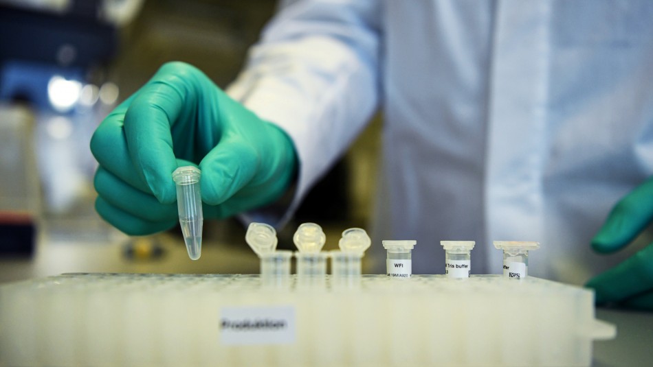 Ascienden a 7 los fallecidos y a 2.139 los contagiados por COVID-19 en Chile Coronavirus en Chile: Ascienden a 7 los fallecidos y se elevan a 2.139 las personas contagiadas