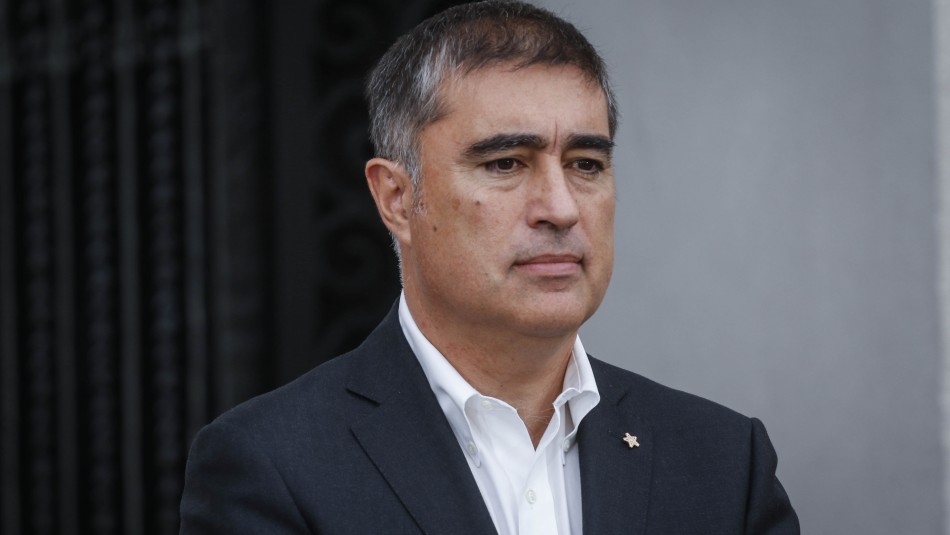 Desbordes por declaraciones de Mañalich sobre Barriga: Desbordes por declaraciones de Mañalich sobre Barriga:
