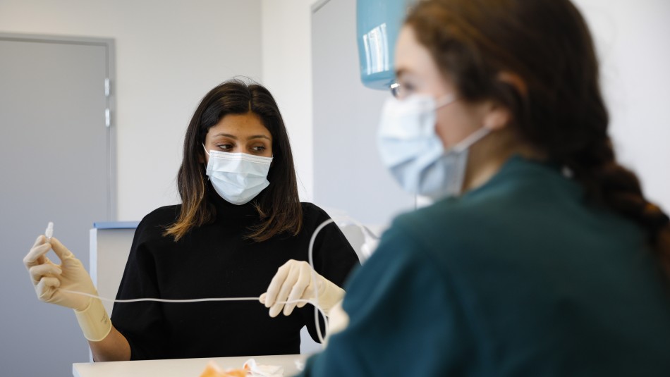 Precauciones para prevenir la Covid-19: ¿Cómo usar una mascarilla facial? Precauciones para prevenir la Covid-19: ¿Cómo usar una mascarilla facial?