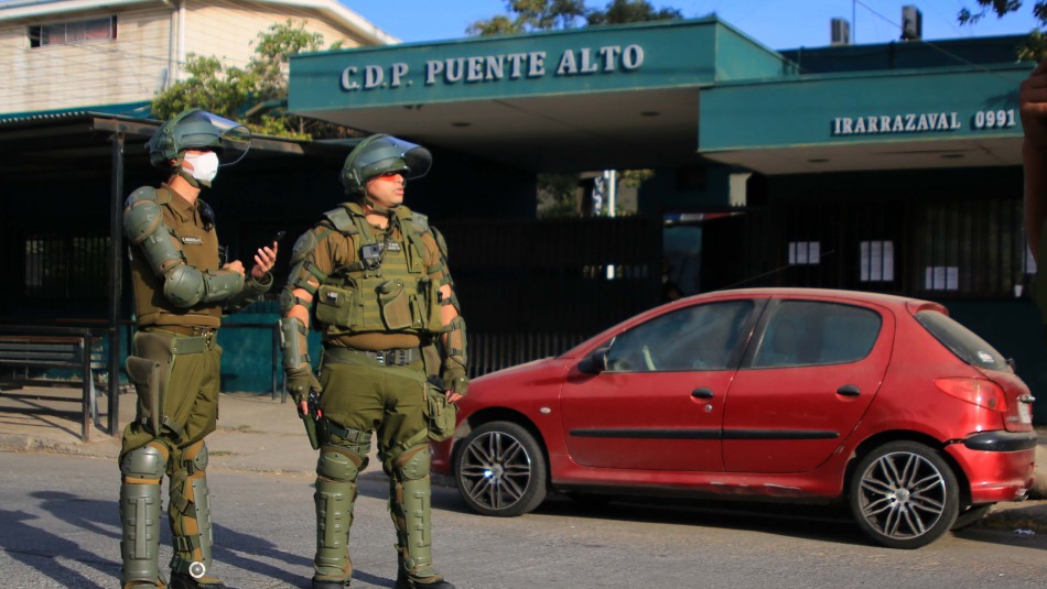Confirman nuevos casos de coronavirus en reos de cárcel de Puente Alto Confirman nuevos casos de coronavirus en reos de cárcel de Puente Alto