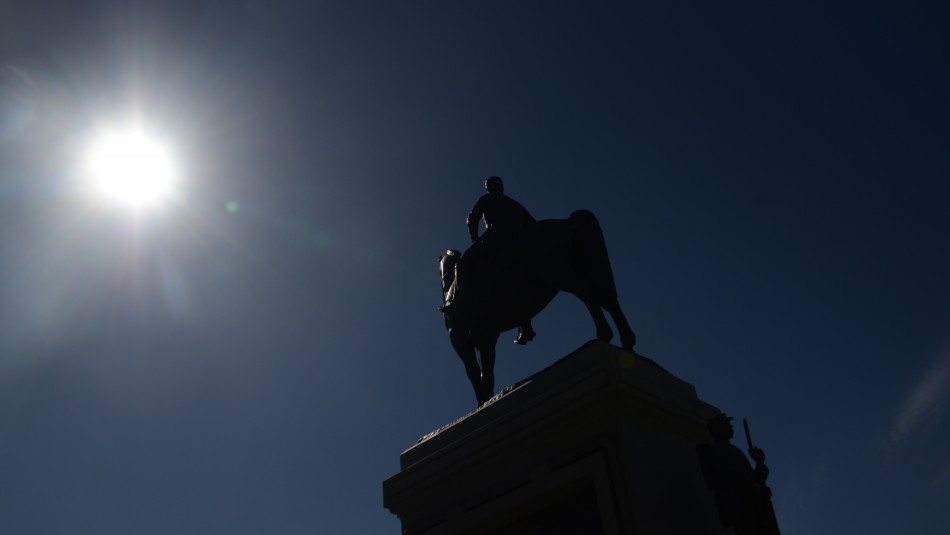 calor santiago Máxima de 35 grados: Anuncian temperaturas de verano en Santiago para este jueves