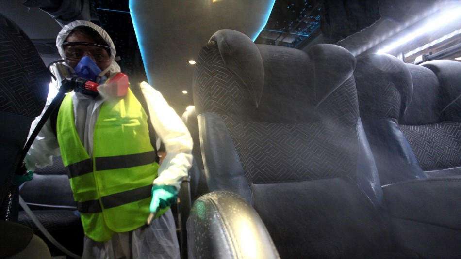 terminal buses coronavirus Detienen a hombre que debía estar en cuarentena preventiva: Llegó en bus a Santiago