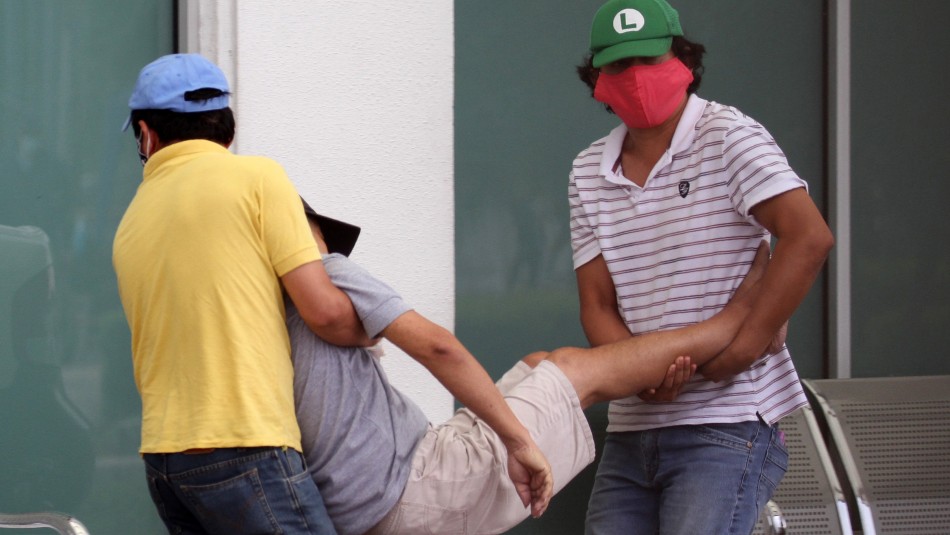 Las razones detrás de la alta cifra de muertos por coronavirus en Ecuador Las razones detrás de la alta cifra de muertos por coronavirus en Ecuador