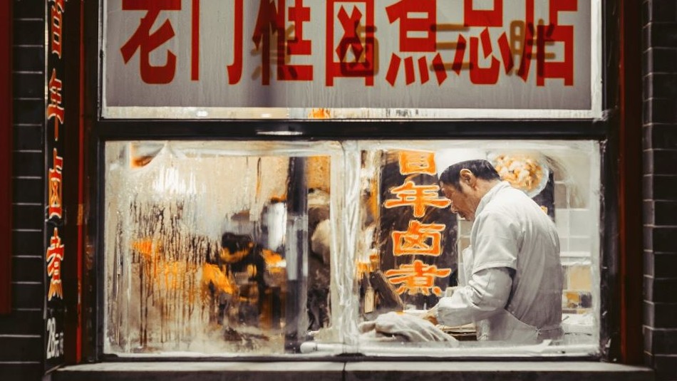 Prohíben consumo de carne de perro y gato en la quinta ciudad más grande China Prohíben consumo de carne de perro y gato en la quinta ciudad más grande China